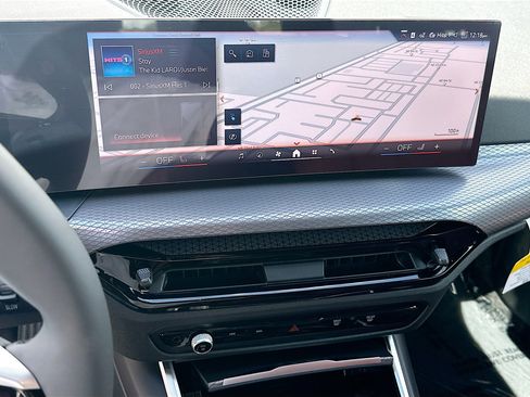 New 2026 BMW i4 eDrive40 w/ Parking Assistance Package image 10