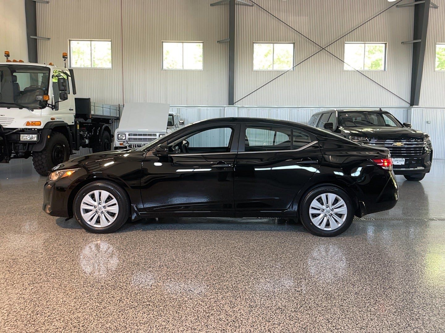 Used 2025 Nissan Sentra S FWD image 5