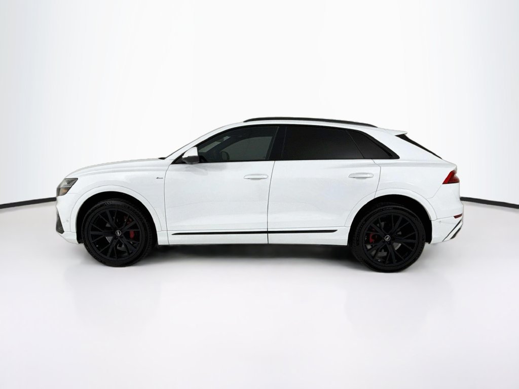 Used 2022 Audi Q8 Premium Plus AWD/4WD image 2