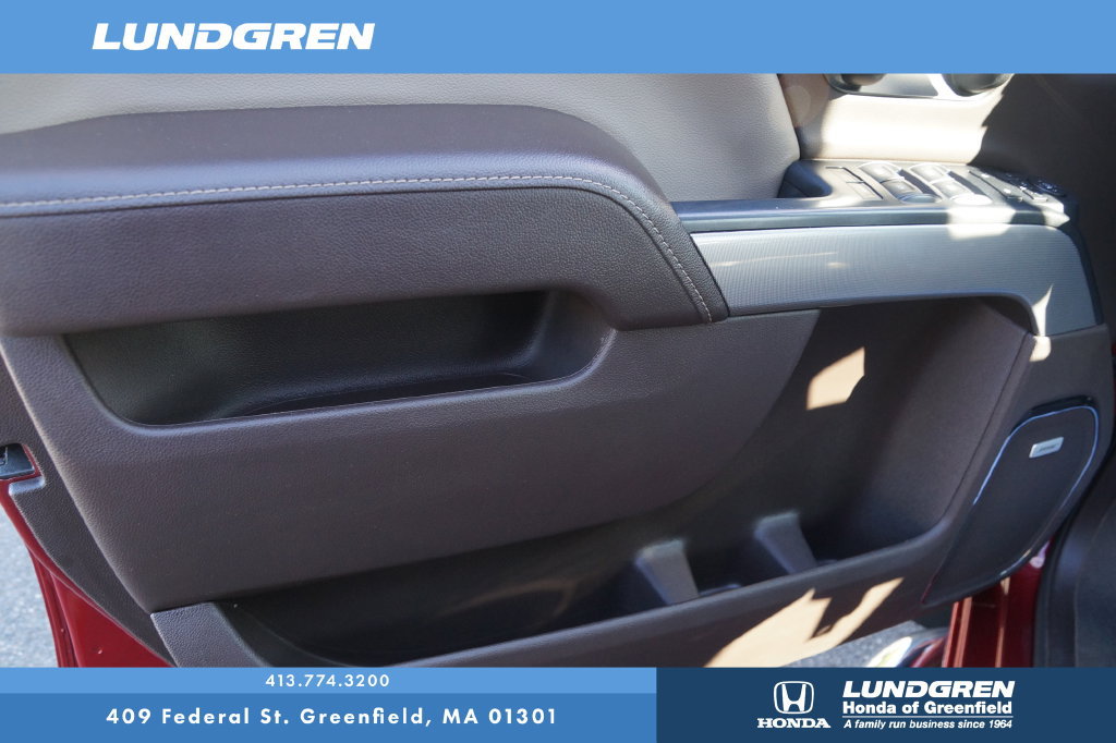 Used 2018 Chevrolet Silverado 1500 LTZ Z71 w/ LTZ Plus Package AWD/4WD image 15