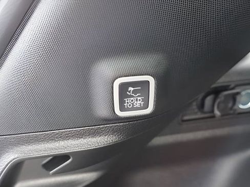 New 2026 Jeep Grand Cherokee Limited AWD/4WD image 12