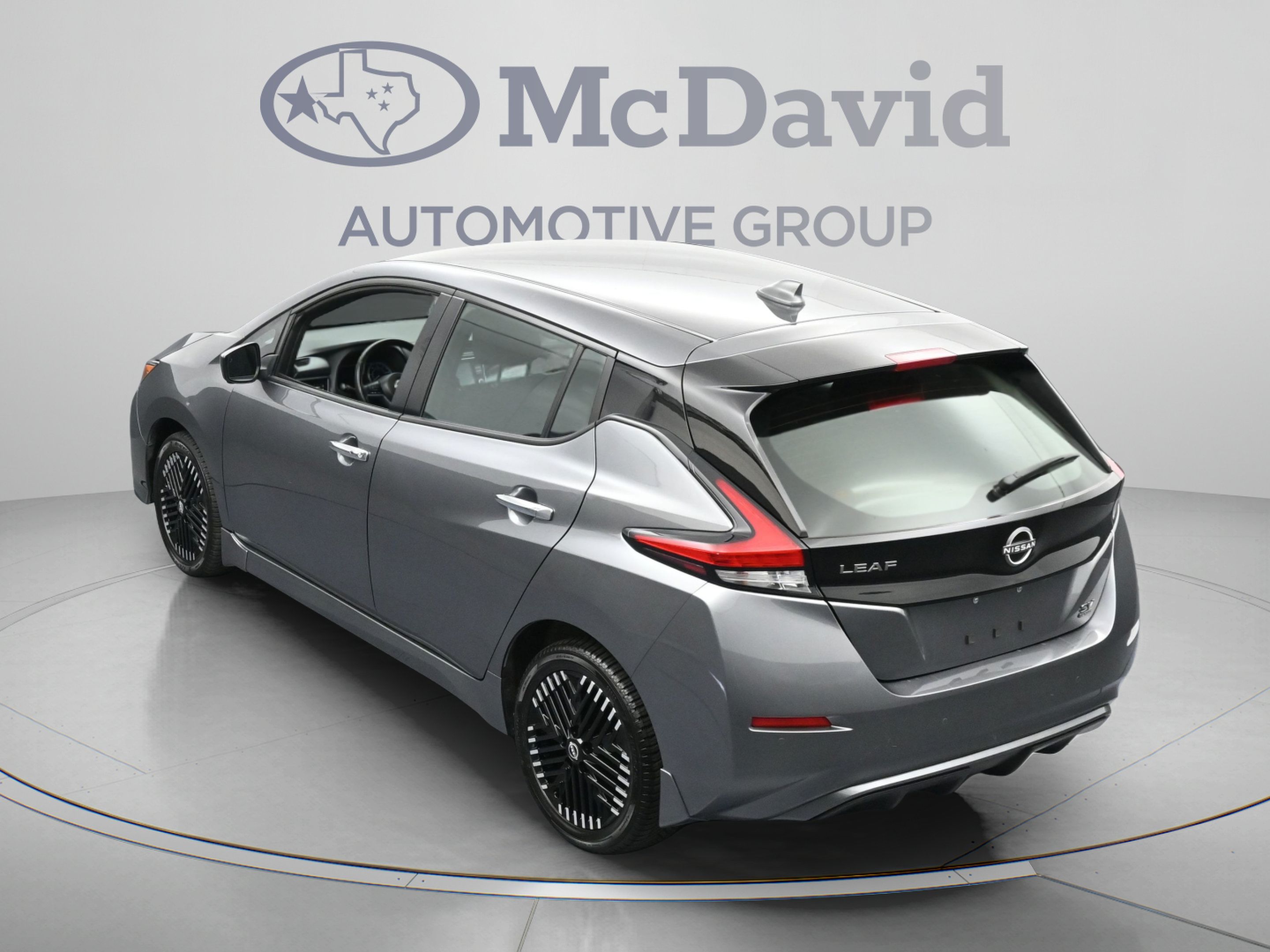 Used 2025 Nissan Leaf SV Plus FWD image 36