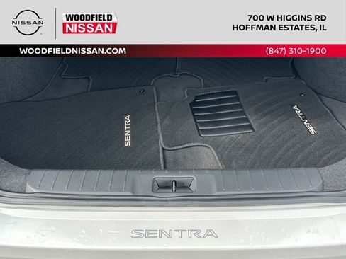 Certified 2023 Nissan Sentra SR FWD image 16