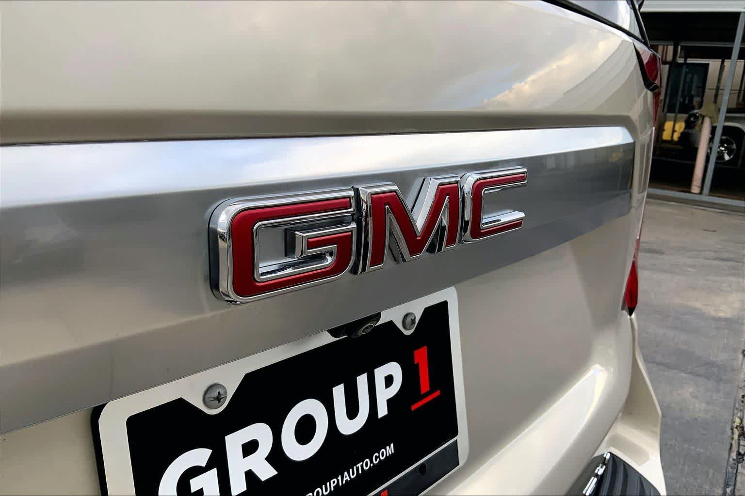 Used 2024 GMC Yukon Denali RWD image 10