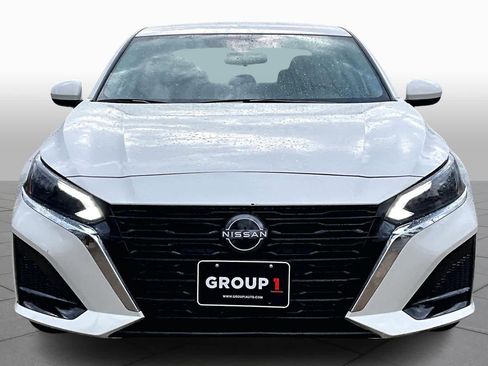 Certified 2023 Nissan Altima 2.5 SV image 4