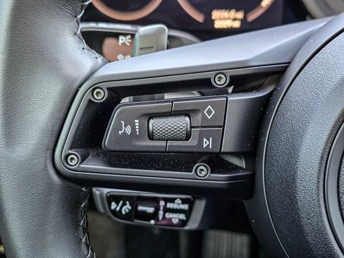 Used 2024 Porsche 911 Carrera image 21