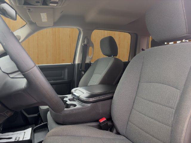 Used 2022 RAM 1500 Express w/ Wheel & Sound Group AWD/4WD image 9