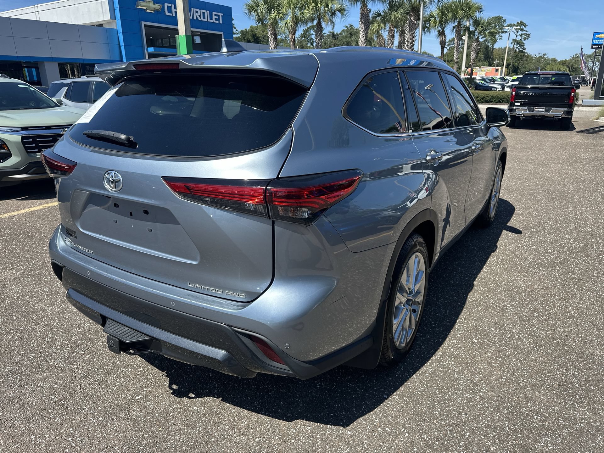 Used 2021 Toyota Highlander Limited AWD/4WD image 8