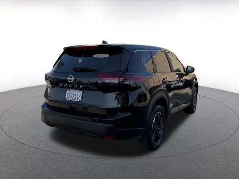 Used 2025 Nissan Rogue SV FWD image 14