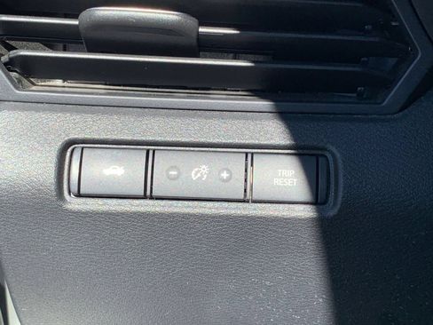Used 2025 Nissan Altima 2.5 SV FWD image 23
