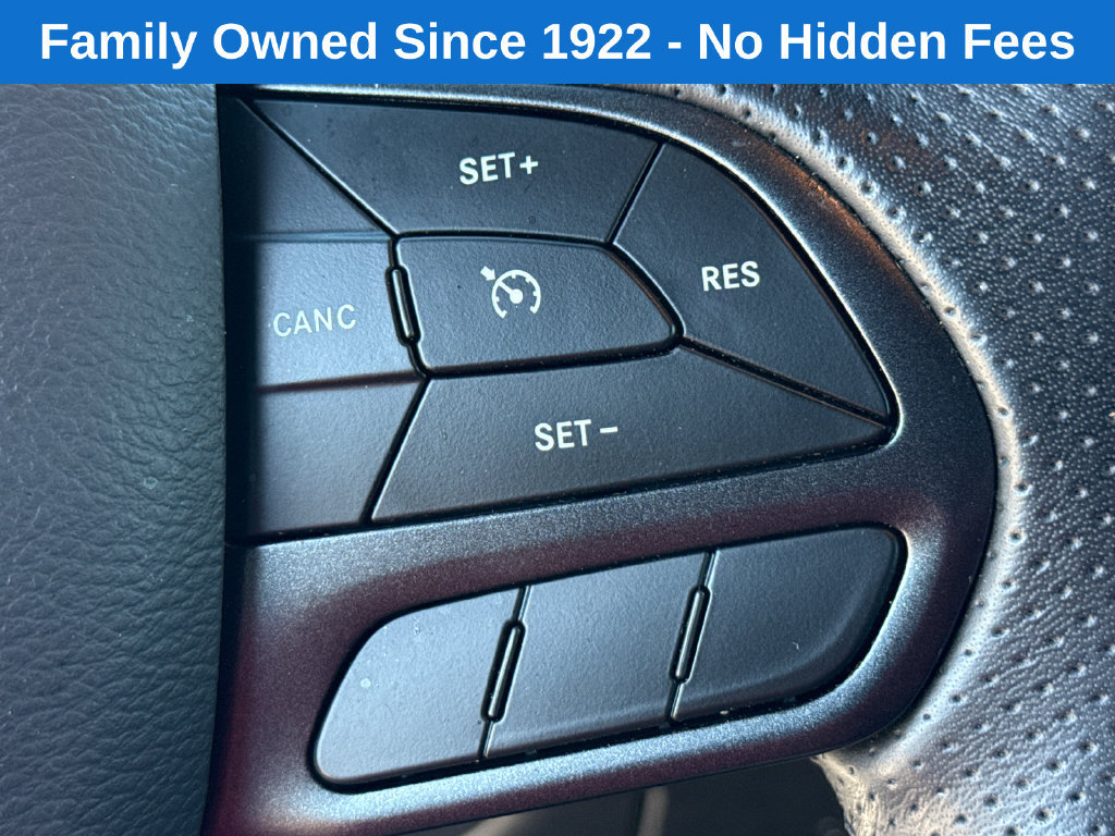 Used 2025 Dodge Durango GT AWD/4WD image 27