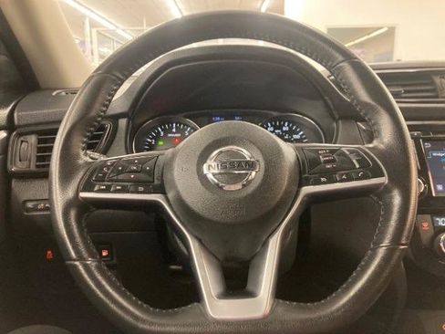 Used 2020 Nissan Rogue SV AWD/4WD image 23