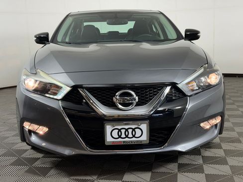 Used 2017 Nissan Maxima 3.5 SL FWD image 6