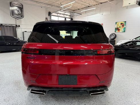 Used 2025 Land Rover Range Rover Sport Autobiography image 4