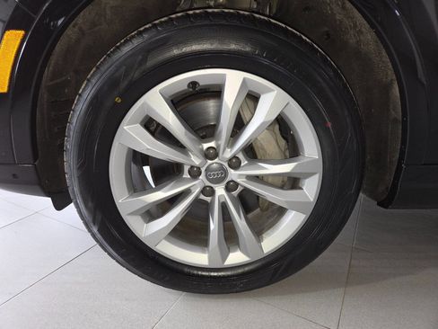 Used 2019 Audi Q7 3.0T Premium Plus AWD/4WD image 12