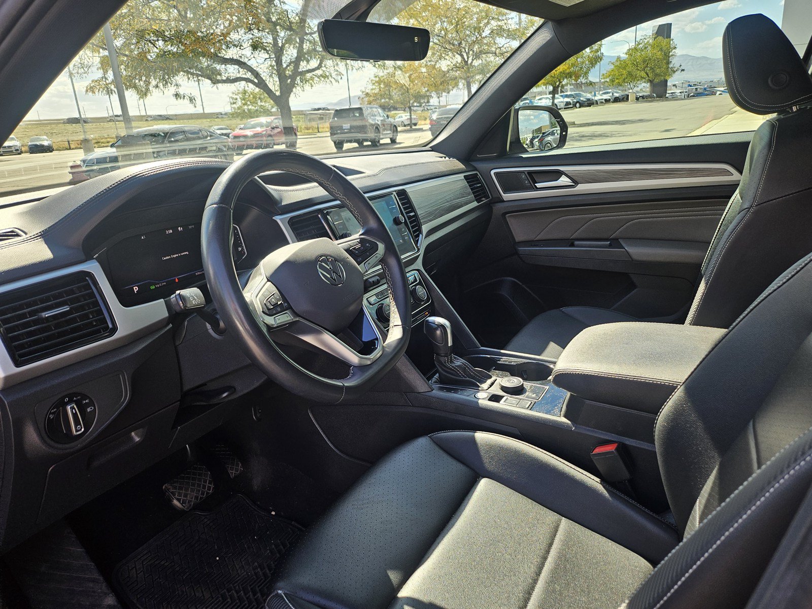 Used 2023 Volkswagen Atlas Cross Sport SE w/ Panoramic Sunroof Package AWD/4WD image 10