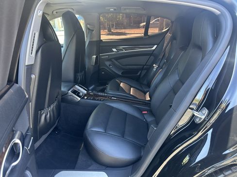 Used 2015 Porsche Panamera S RWD image 23