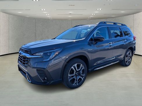 Used 2025 Subaru Ascent Touring image 7