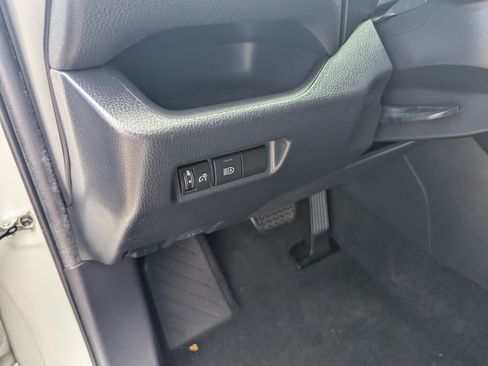 Used 2020 Toyota RAV4 LE w/ Carpet Mat Package FWD image 23