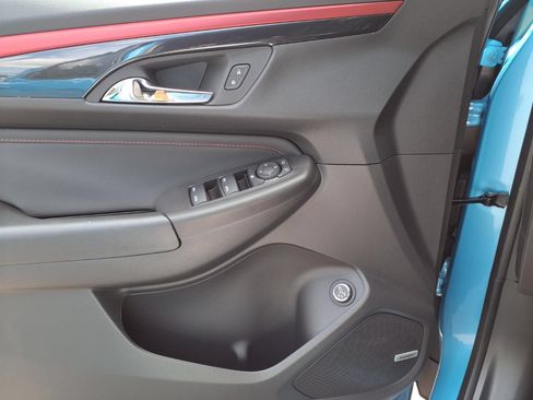 New 2026 Chevrolet TrailBlazer RS w/ Convenience Package FWD image 17