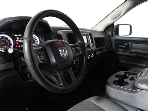 Used 2016 RAM 1500 Express image 19