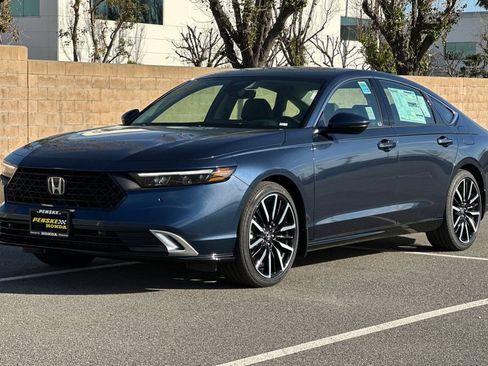 New 2026 Honda Accord Touring image 8