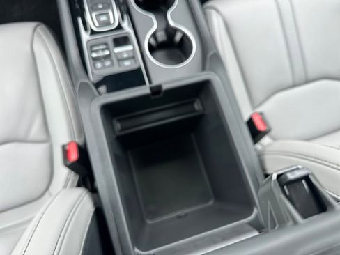 New 2025 Honda Pilot Touring image 30