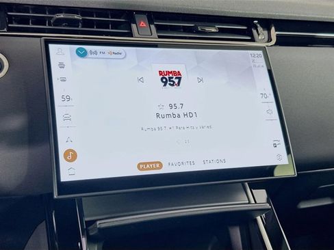 Used 2026 Land Rover Range Rover Evoque S image 15