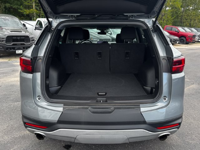 Used 2025 Chevrolet Blazer LT FWD image 6