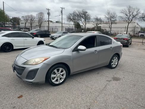 Used 2011 MAZDA MAZDA3 i Touring image 4