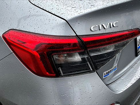 Used 2023 Honda Civic Sport image 30