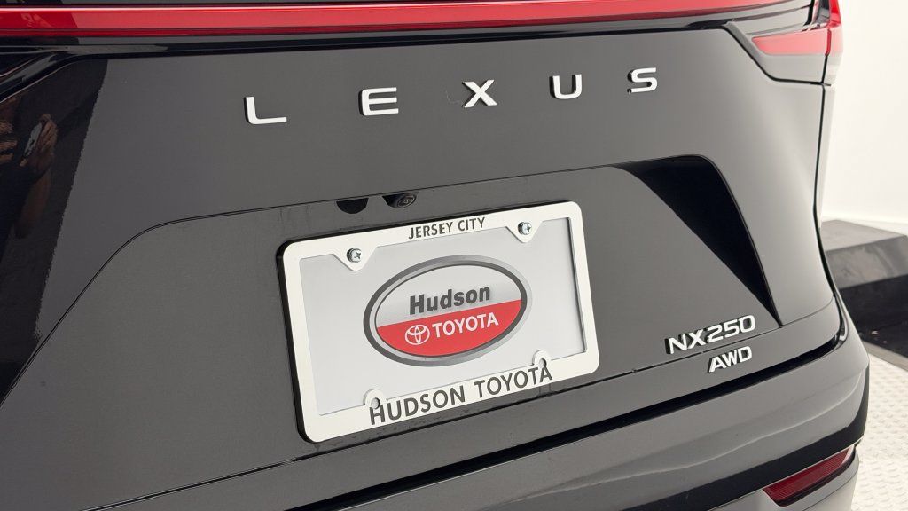 Used 2024 Lexus NX 250 AWD w/ Cold Area Package image 7