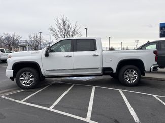 New 2026 Chevrolet Silverado 3500 High Country w/ Technology Package video 2