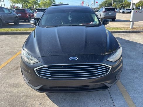 Used 2019 Ford Fusion SE image 7