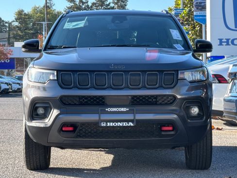 Used 2022 Jeep Compass Trailhawk w/ Trailhawk Convenience Group image 5