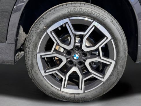 Certified 2026 BMW X1 xDrive28i w/ Convenience Package AWD/4WD image 30