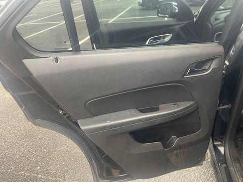 Used 2016 Chevrolet Equinox LTZ w/ Enhanced Convenience Package image 11