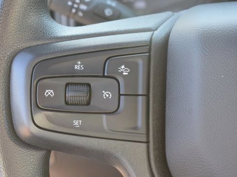 Used 2025 Chevrolet Silverado 2500 Custom w/ Custom Value Package image 21