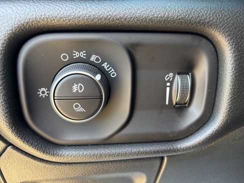 New 2026 RAM 1500 Classic Warlock image 22