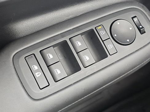 Used 2025 Hyundai Santa Fe XRT image 16