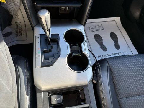 Used 2012 Toyota Camry SE image 21