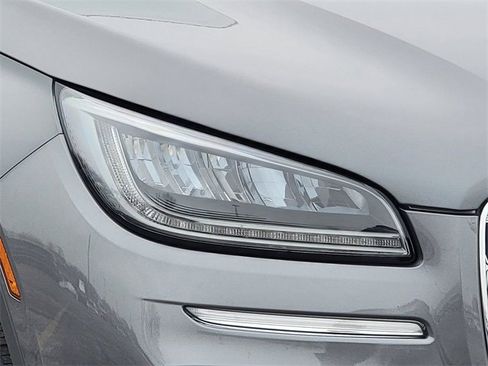 Certified 2024 Lincoln Corsair AWD w/ Equipment Group 101A image 16