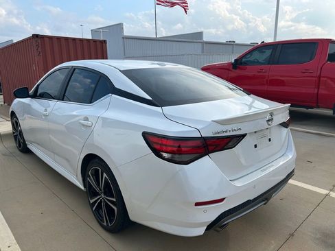 Used 2023 Nissan Sentra SR FWD image 7