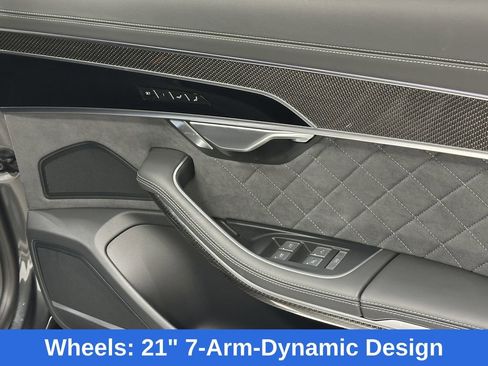 Used 2025 Audi S8 image 19