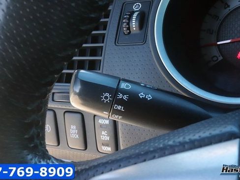 Used 2015 Toyota Tacoma TRD Pro image 23