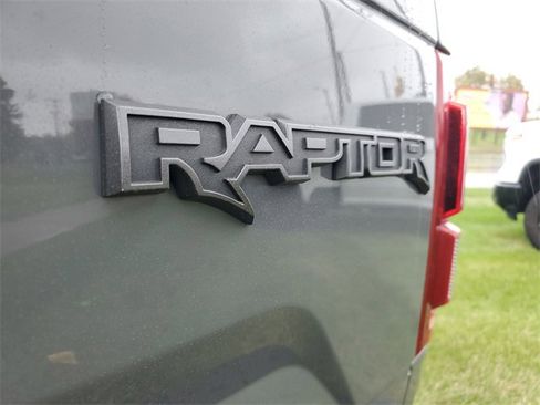 Used 2018 Ford F150 Raptor w/ Equipment Group 802A Luxury image 25