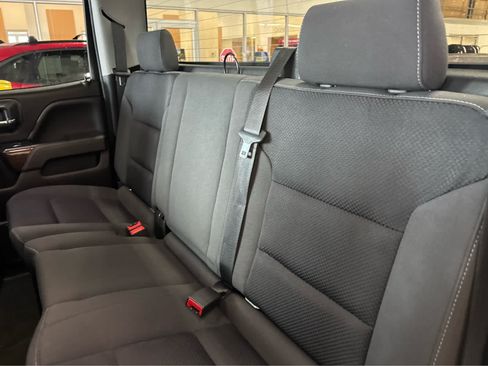 Used 2018 GMC Sierra 1500 SLE w/ SLE Value Package AWD/4WD image 46