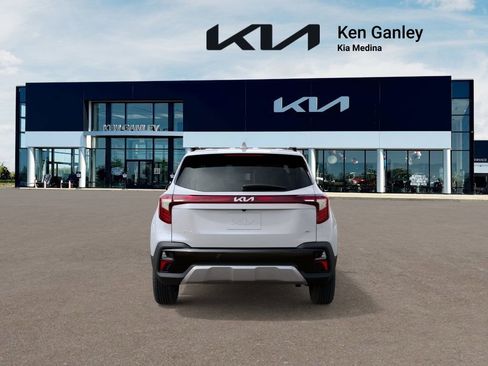 New 2026 Kia Seltos EX image 5