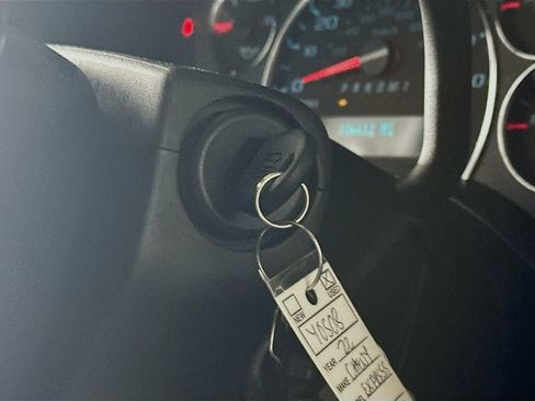 Used 2022 Chevrolet Express 3500 LS image 25