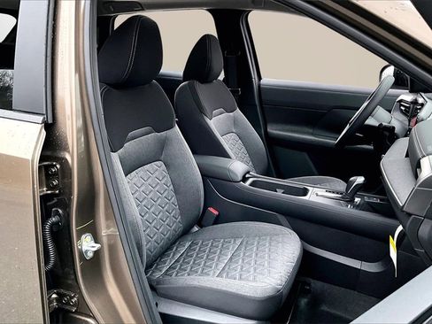 New 2026 Nissan Kicks SV w/ SV Premium Package image 10